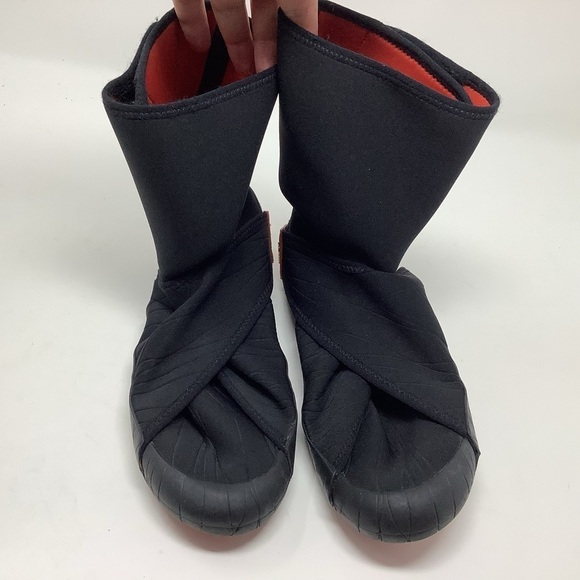 Vibram Furoshiki Neoprene Mid Boots - Picture 1 of 6